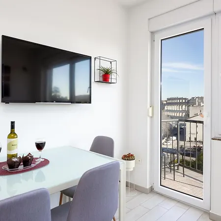 Ancora Center Apartman *